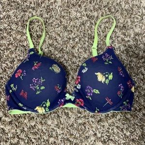 Victoria’s Secret bra